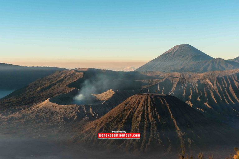 https://www.indonesia.travel/gb/en/destinations/java/bromo-tengger-semeru-national-park/mount-bromo