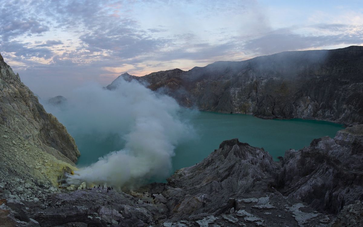 How to Go to Ijen Crater from Bali: A Complete Guide